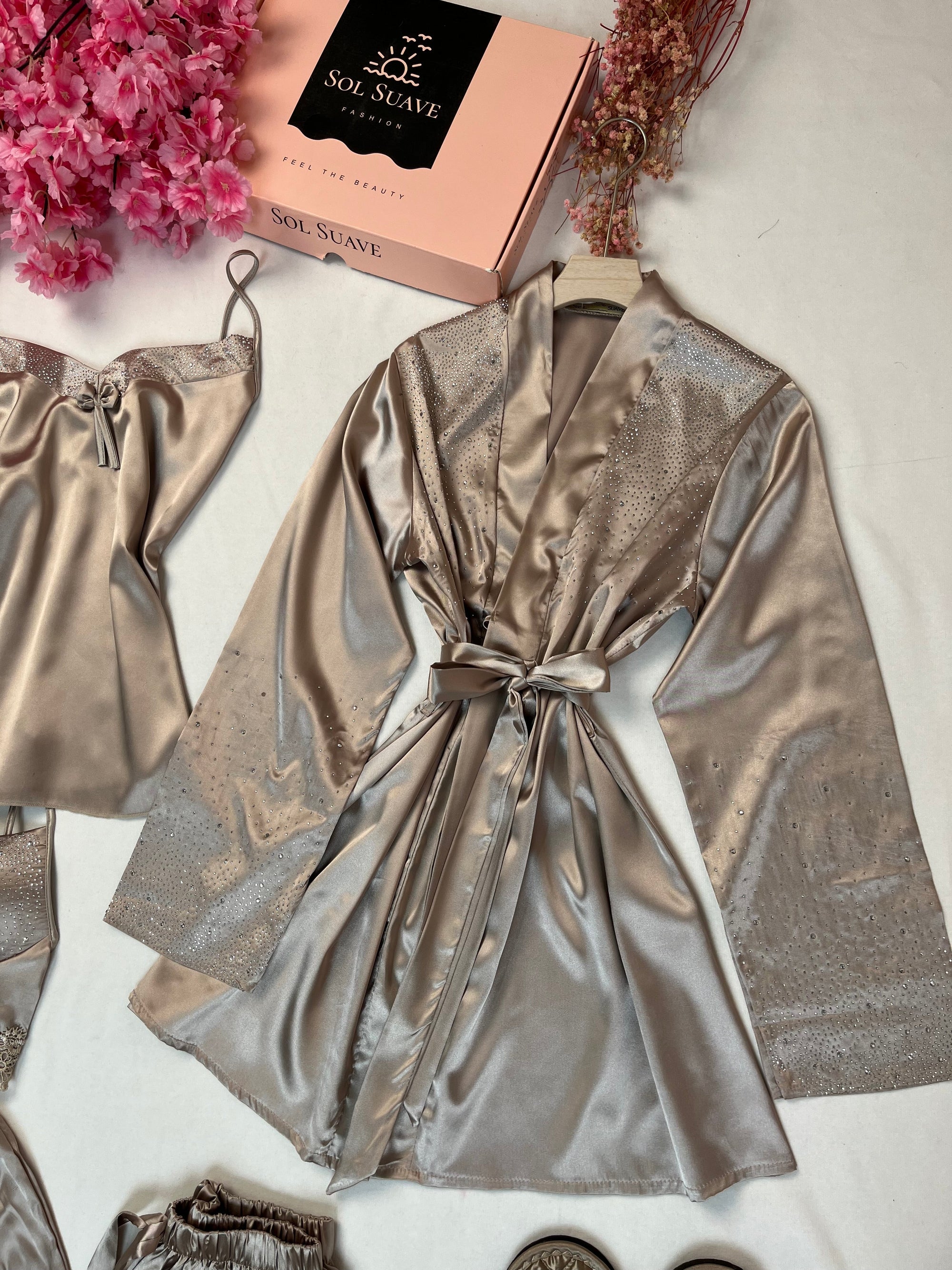 Crystal Beige Set
